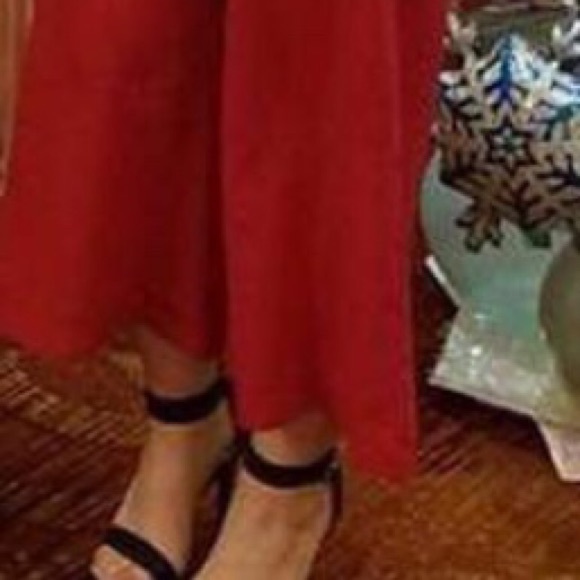 Flirty halter pant suit! - Picture 6 of 6